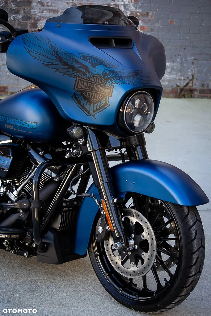 Harley-Davidson Touring Street Glide - 14