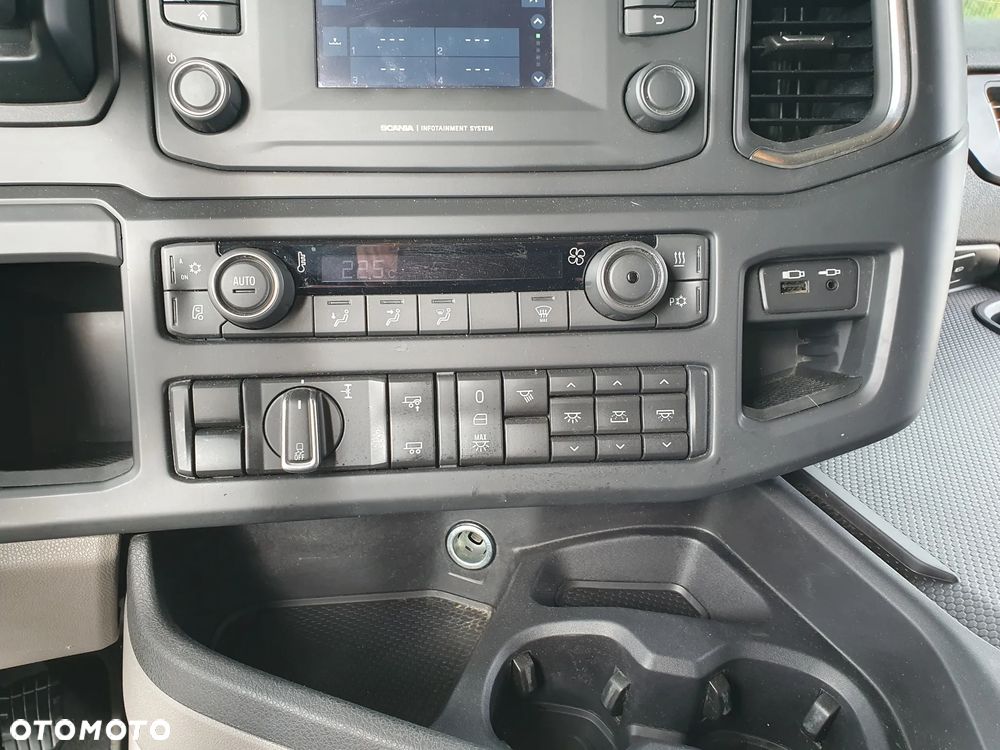 Scania - 14