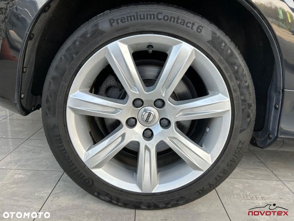Volvo V60 T3 Momentum - 24