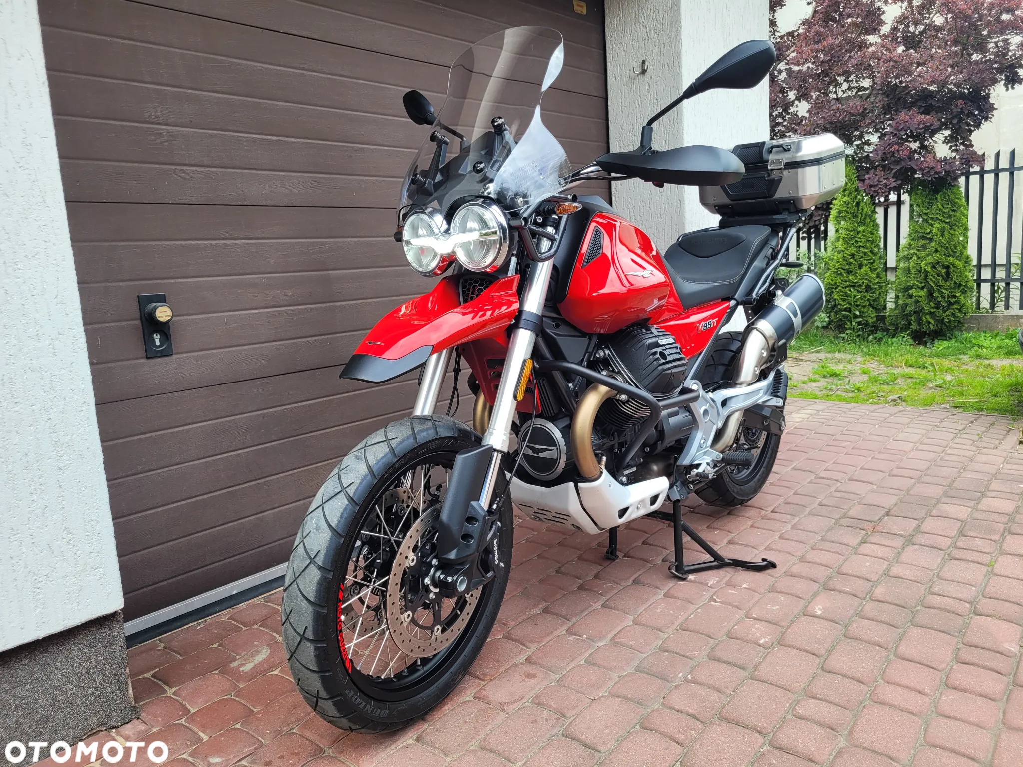 Moto Guzzi V85 - 7
