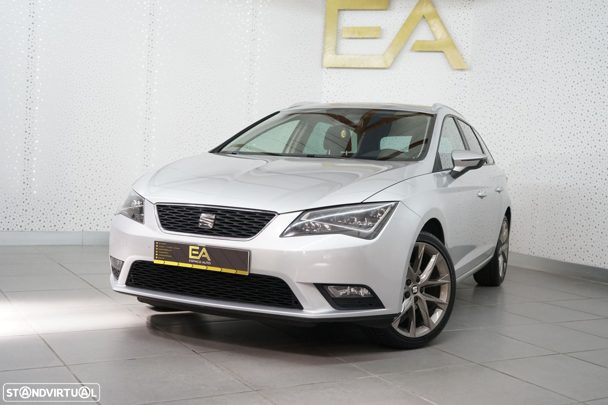 SEAT Leon ST 1.6 TDI S&S Style - 3