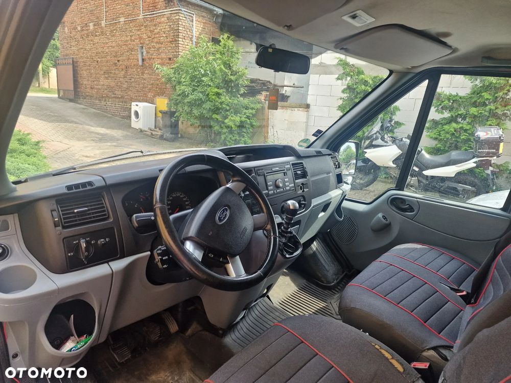 Ford TRANSIT - 13
