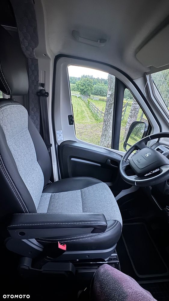 Peugeot kamper 2022 r 4x4 BOXER Dangel - 12