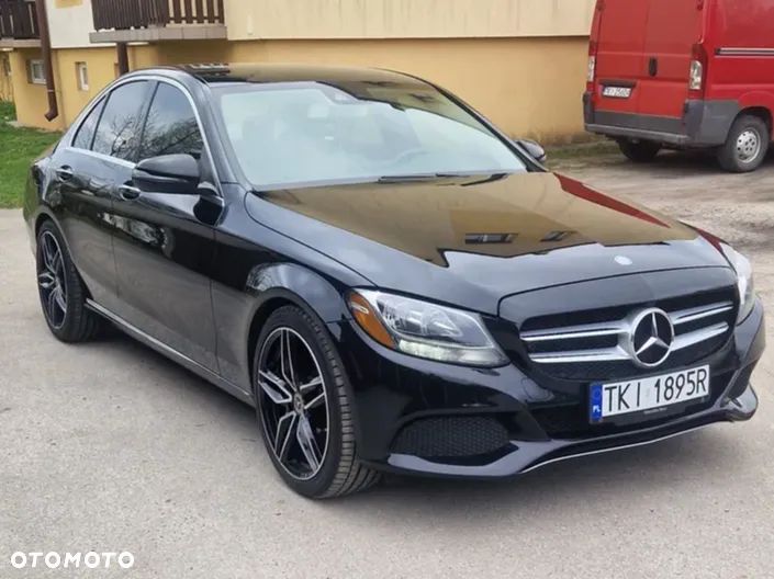 Mercedes-Benz Klasa C 300 7G-TRONIC Exclusive - 4