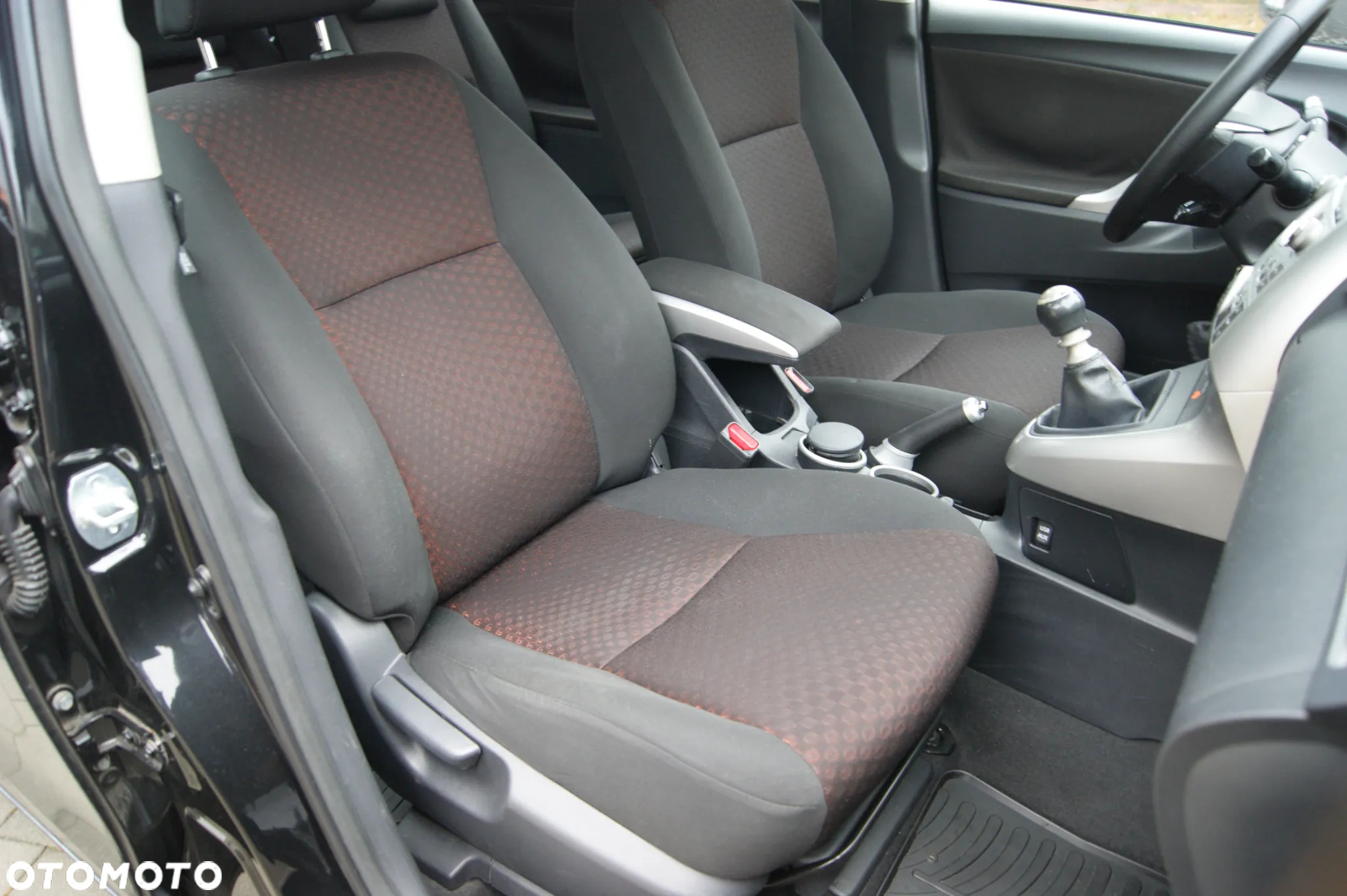 Toyota Verso 1.8 7-Sitzer Edition S - 22