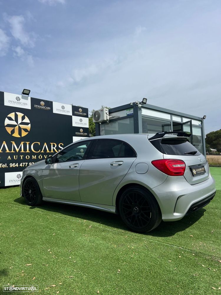Mercedes-Benz A 180 Dynamic Edition - 12