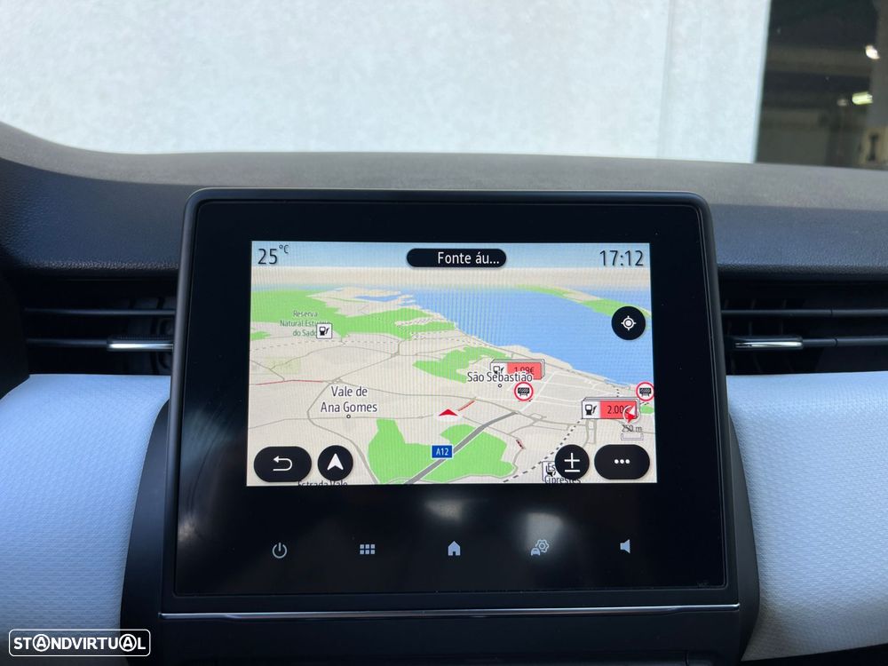 Renault Clio 1.0 TCe Techno - 15