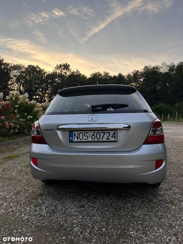 Honda Civic 1.4i S - 6