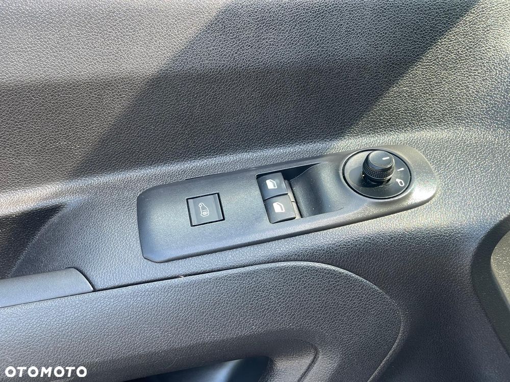 Peugeot Partner - 25