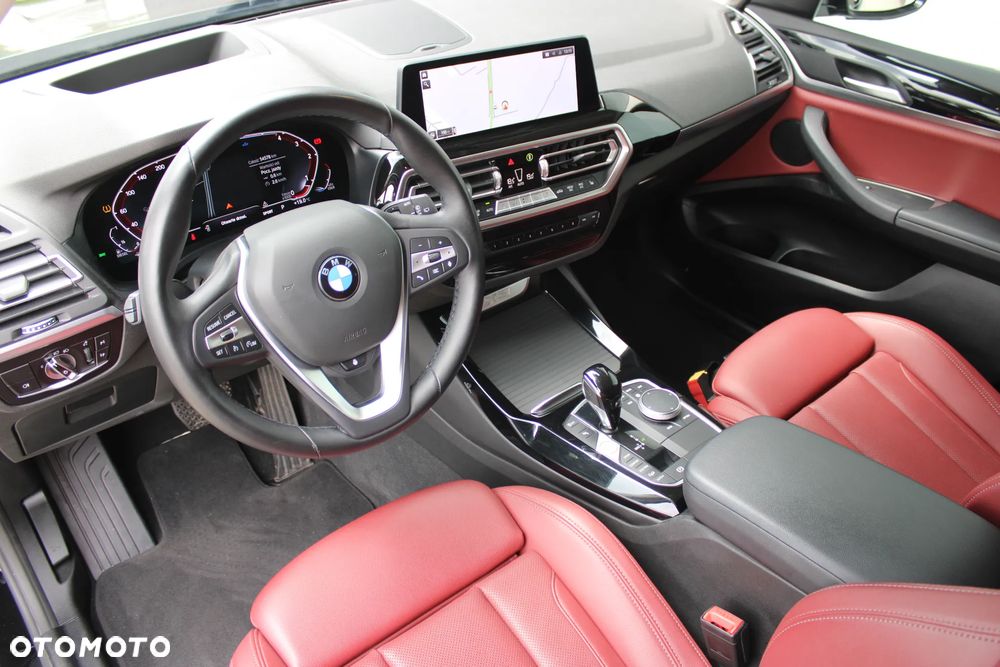BMW X3 xDrive20d mHEV - 16