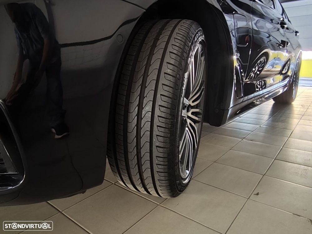 BMW 530 e iPerformance Pack M - 8