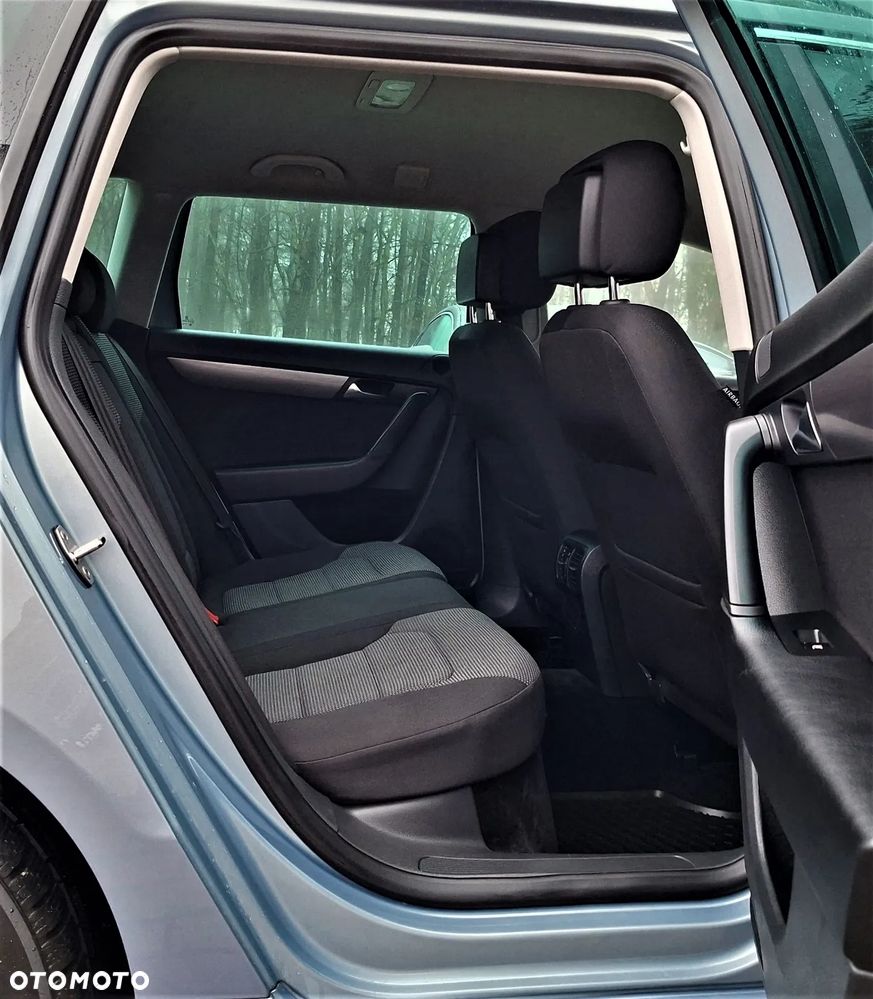 Volkswagen Passat 2.0 TDI DSG BlueMotion Technology Comfortline - 22