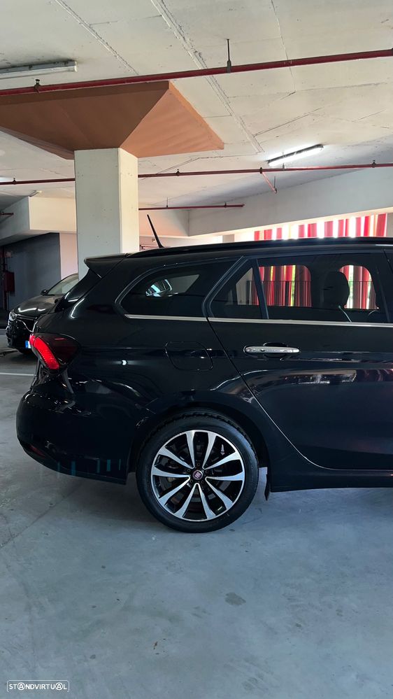 Fiat Tipo Station Wagon 1.3 M-Jet Lounge Tech J17 - 5