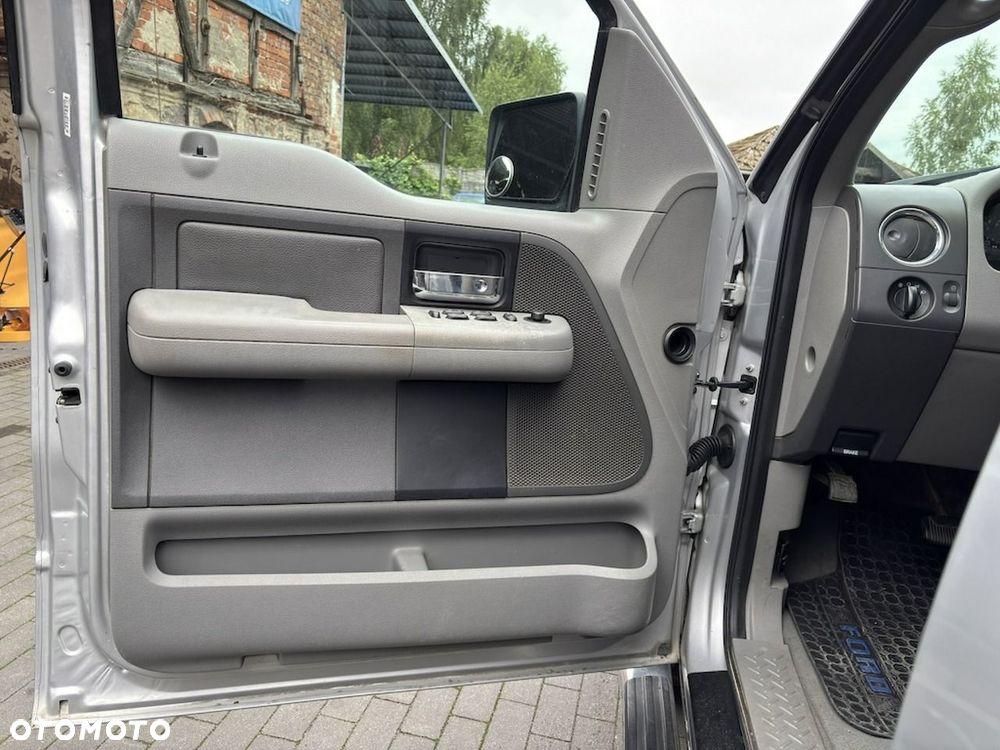 Ford F150 - 12
