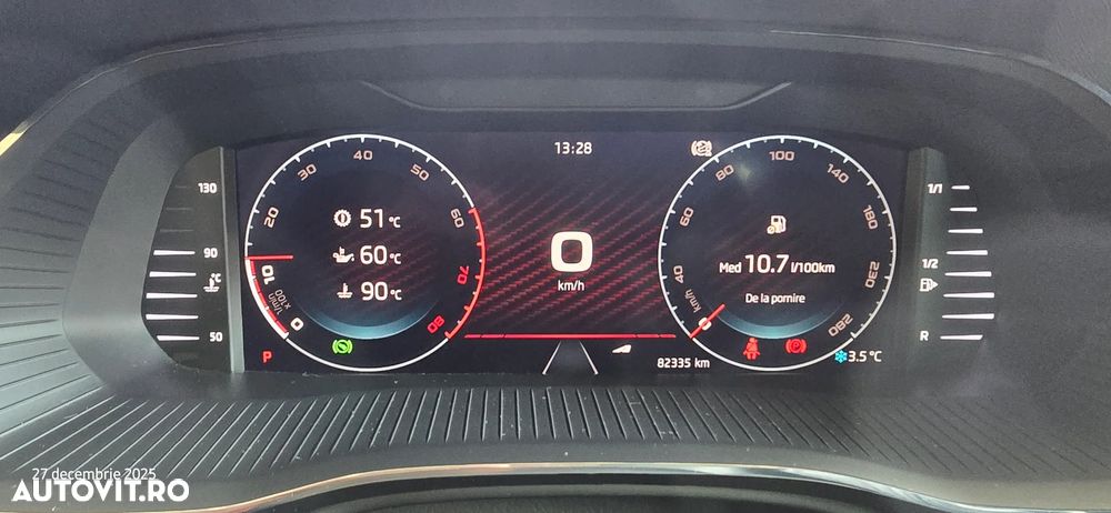 Skoda Octavia 2.0 TSI DSG RS - 6