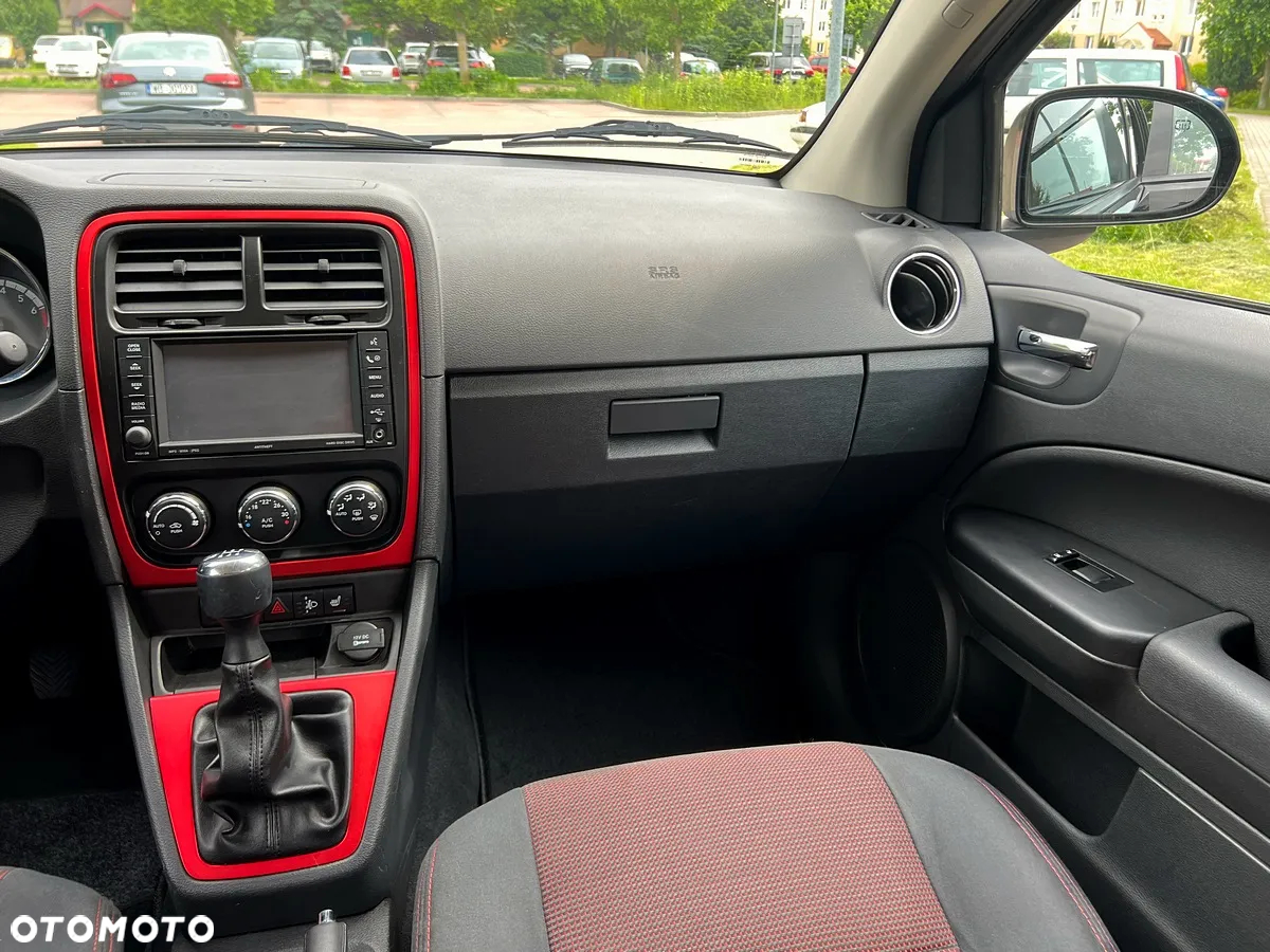 Dodge Caliber 2.0 SXT - 17