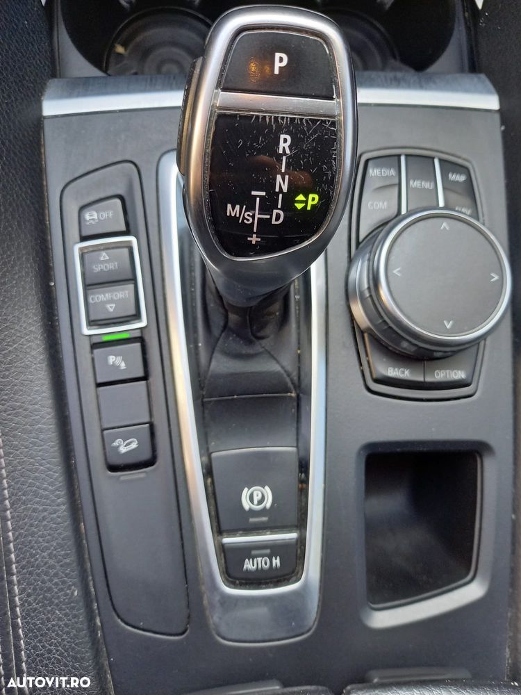 BMW X6 xDrive30d - 18