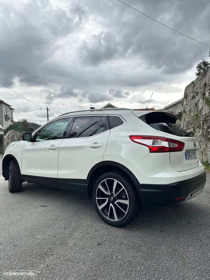 Nissan Qashqai 1.5 dCi DPF acenta - 1