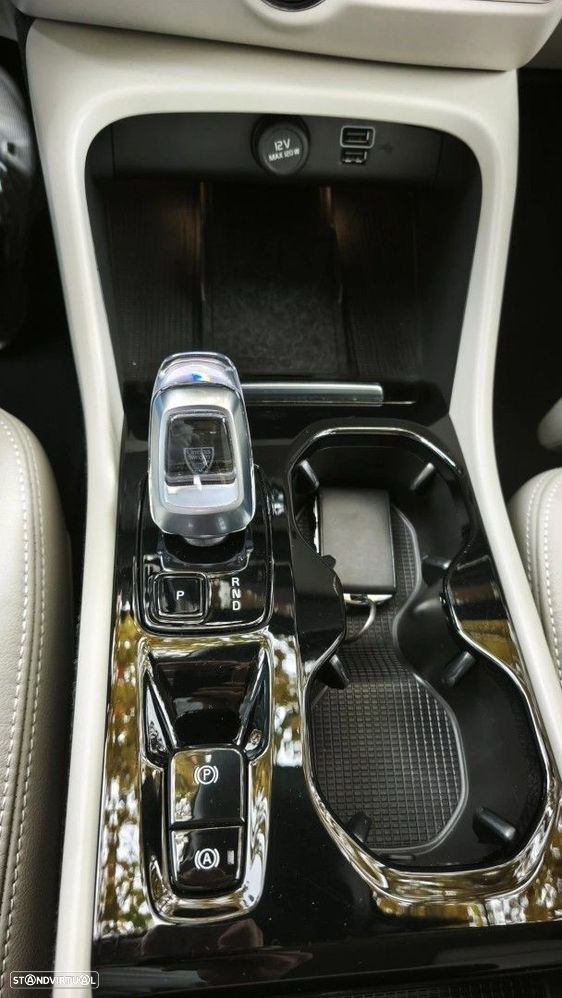 Volvo XC 40 1.5 T4 PHEV Plus Dark - 38