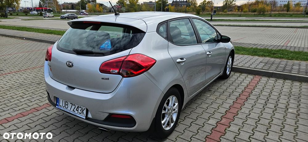 Kia Ceed - 21
