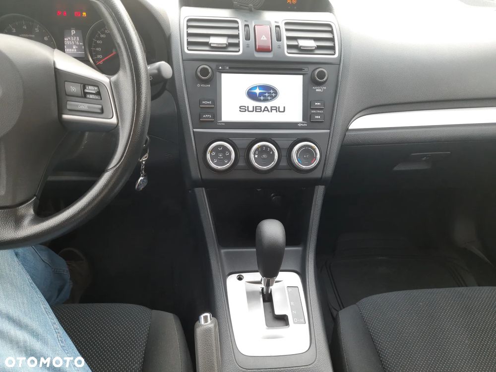 Subaru Impreza 2.0i Lineartronic Comfort - 8
