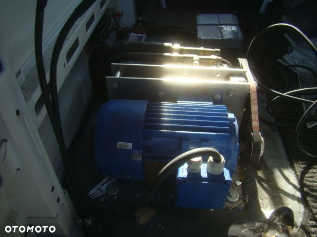 Iveco DAILY 50 C 18 3.0TDI  DUBEL KABINA - 31
