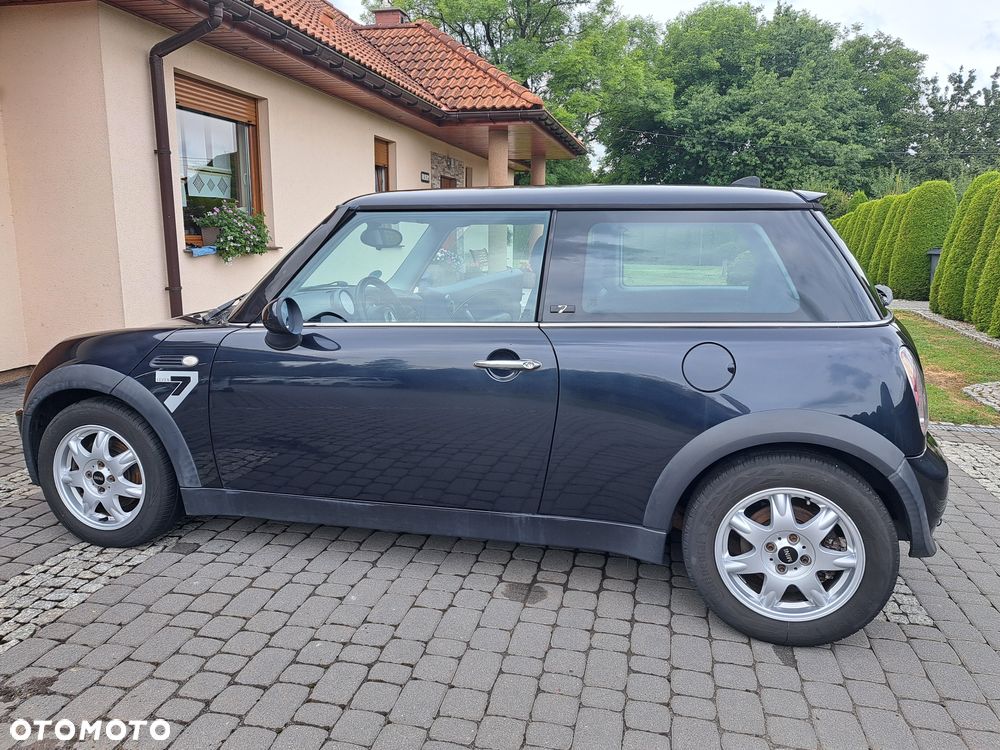 MINI ONE Seven - 14