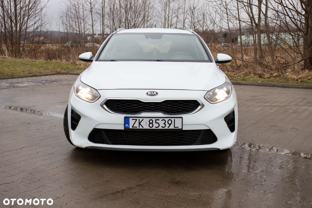 Kia Ceed - 5