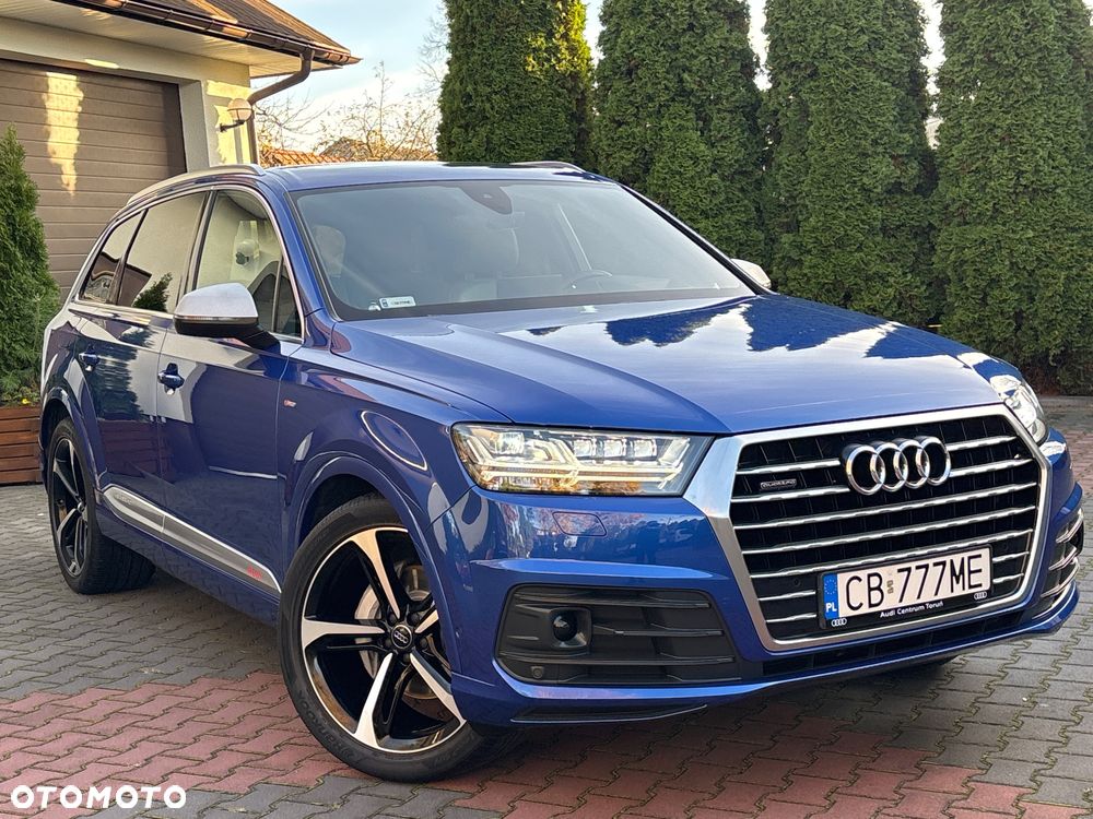 Audi Q7 - 1