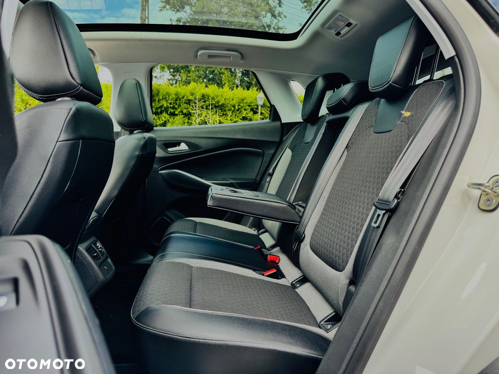 Opel Grandland X 1.6 CDTI Ultimate S&S - 32