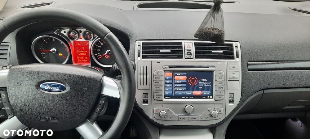 Ford Kuga - 5