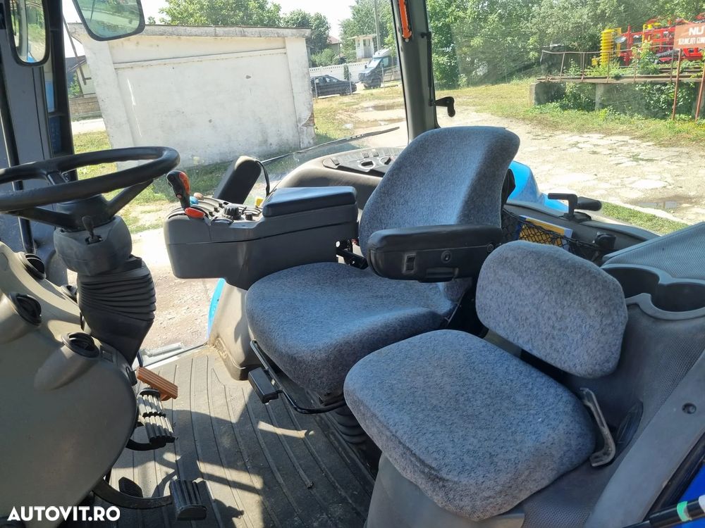 New Holland 8030 - 10