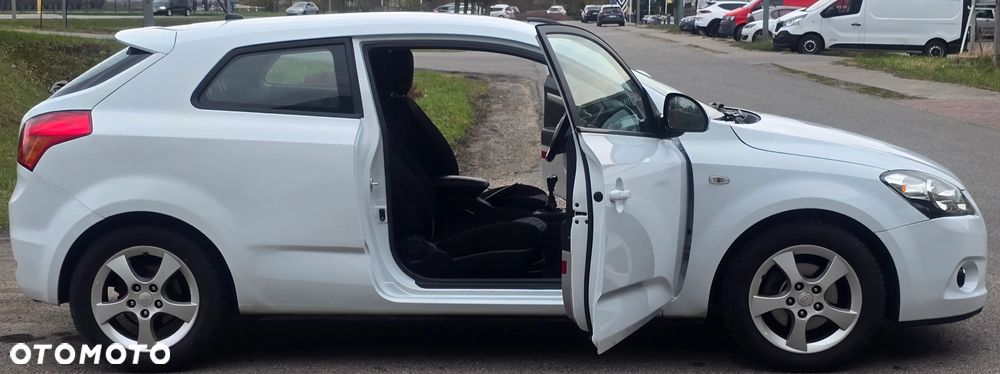 Kia Ceed 1.6 CVVT LX - 19