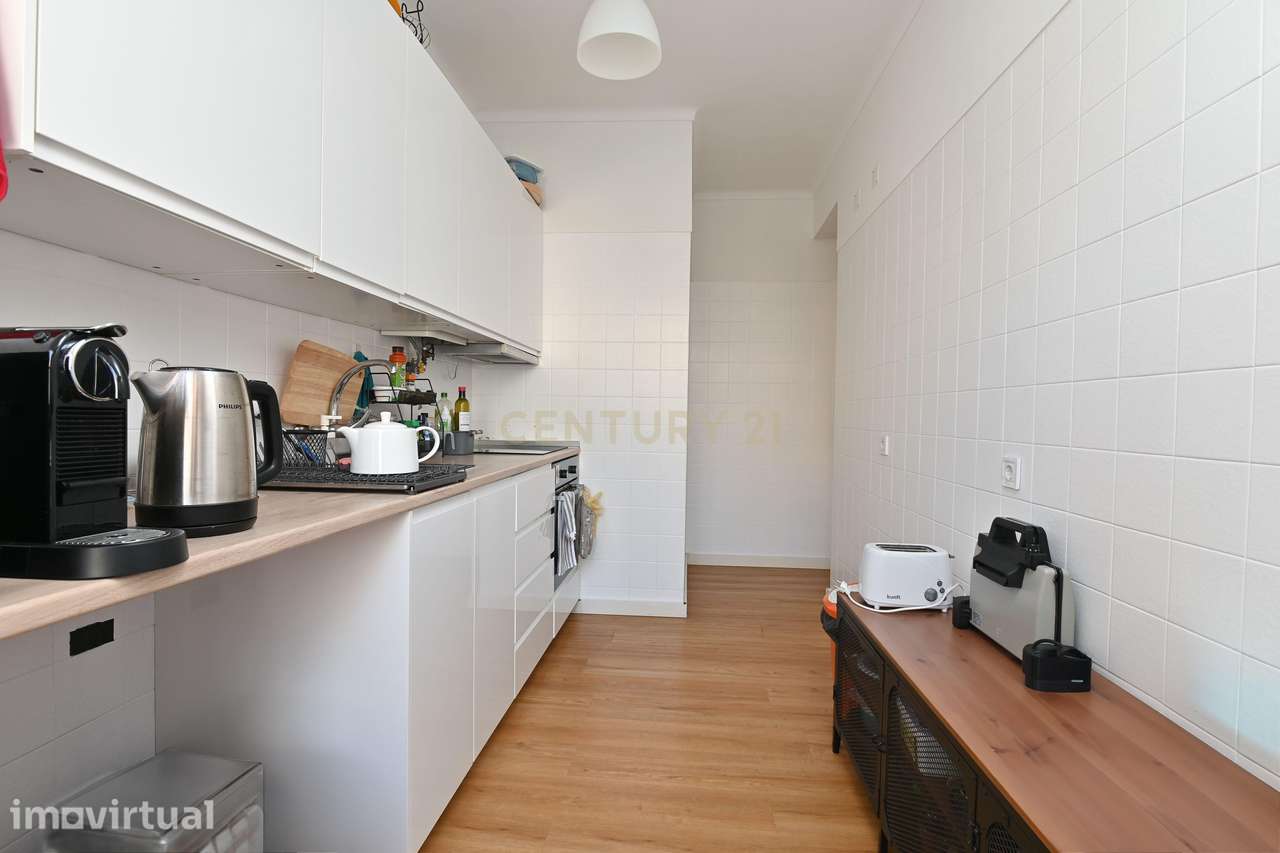 Apartamento T3 em campo de ourique renovado em prédio com elevador - Grande imagem: 2/20