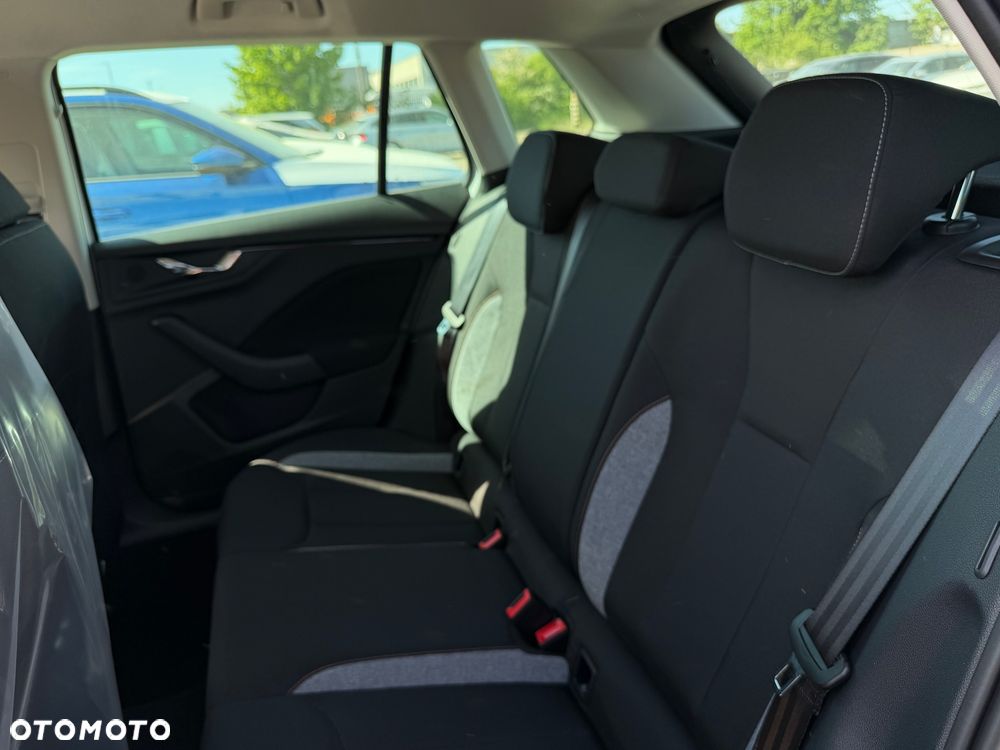 Skoda Kamiq 1.5 TSI Drive - 11