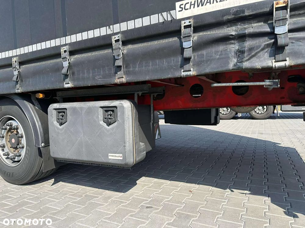 Schwarzmuller S1 - 9