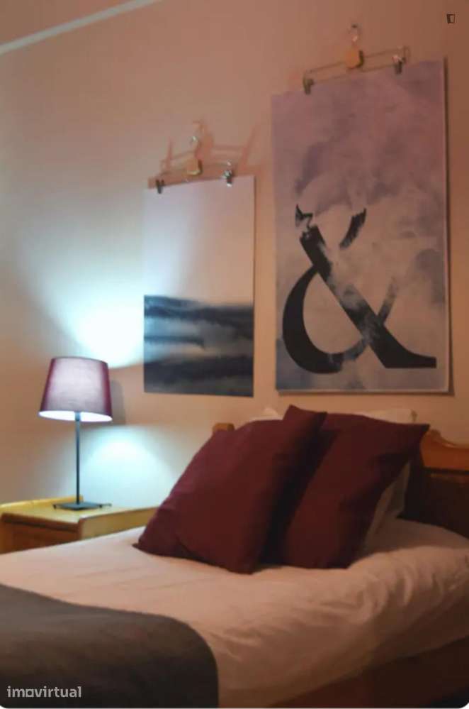Quarto - localizado em Cidral Coimbra - Grande imagem: 5/10