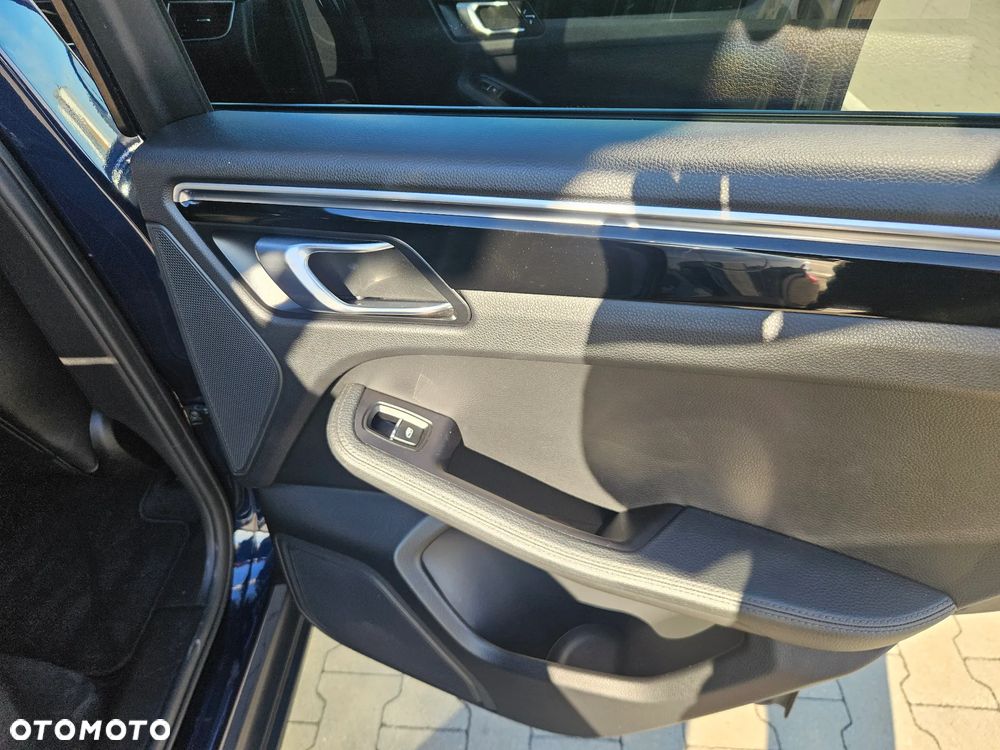 Porsche Macan PDK - 24