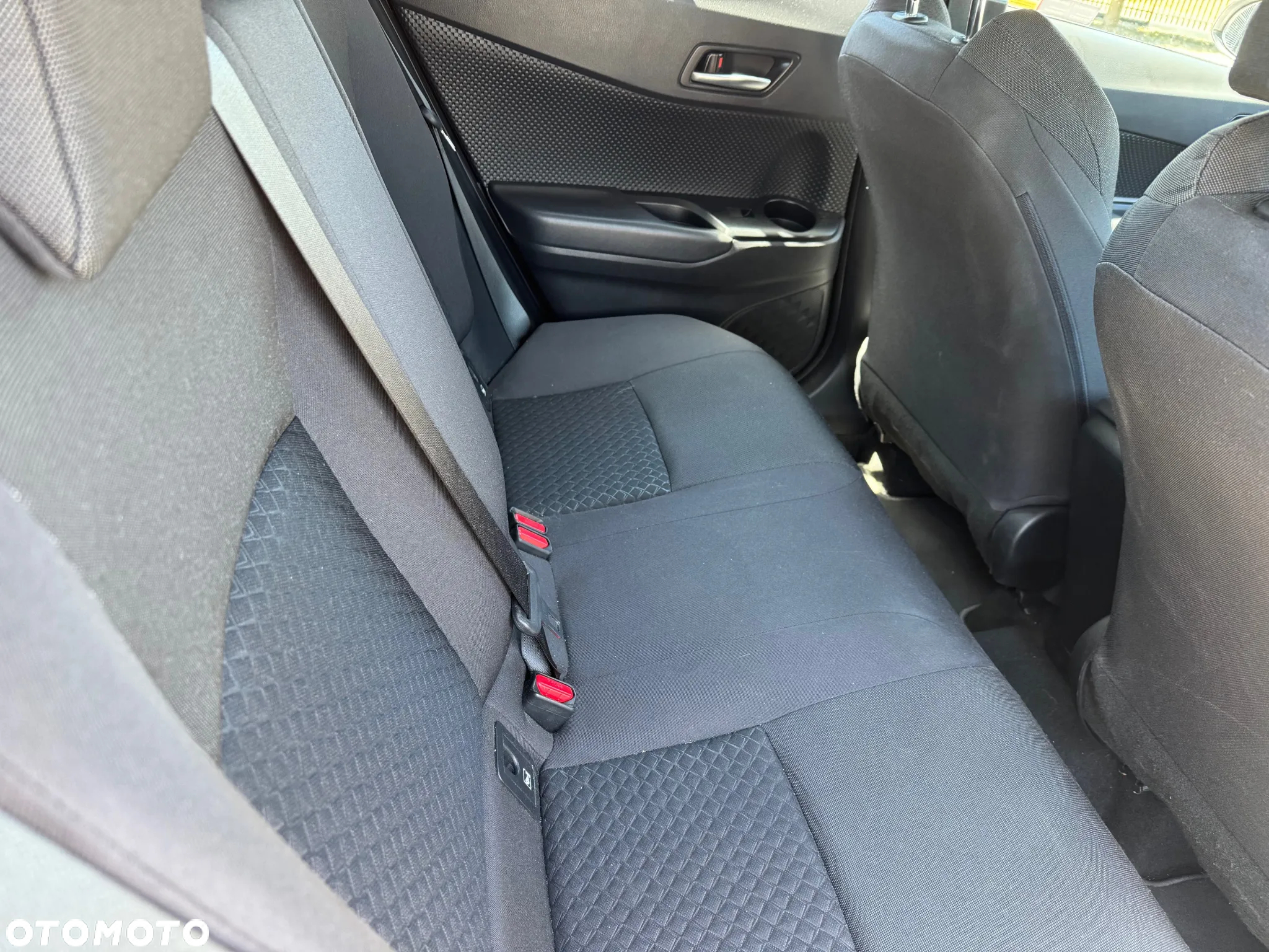 Toyota C-HR 1.8 Hybrid Comfort - 11