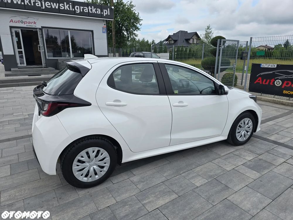 Toyota Yaris Hybrid 1.5 Comfort - 22