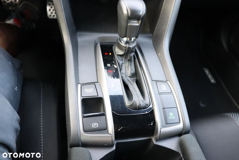 Honda Civic 1.0 i-VTEC Turbo CVT Elegance - 23