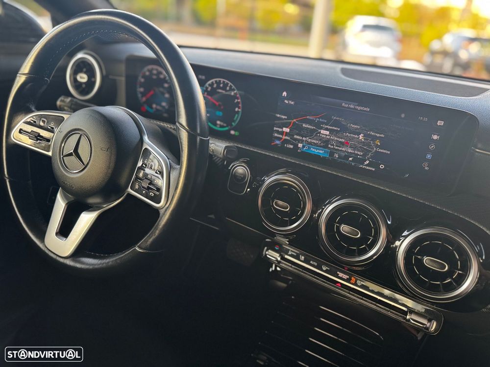 Mercedes-Benz CLA 250 e Progressive - 9