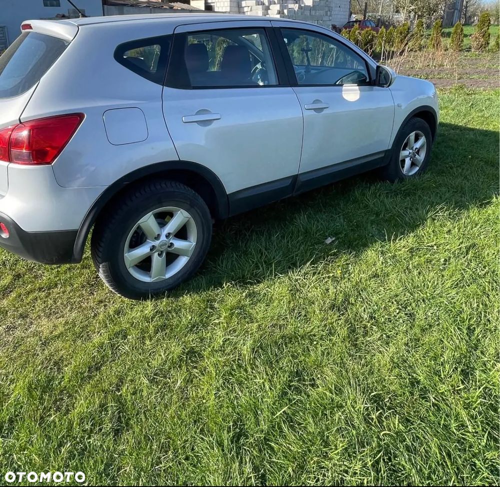 Nissan Qashqai 2.0 dCi 4x4 Tekna - 3