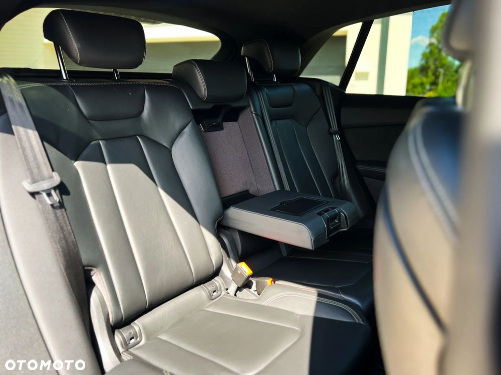 Audi Q8 - 28