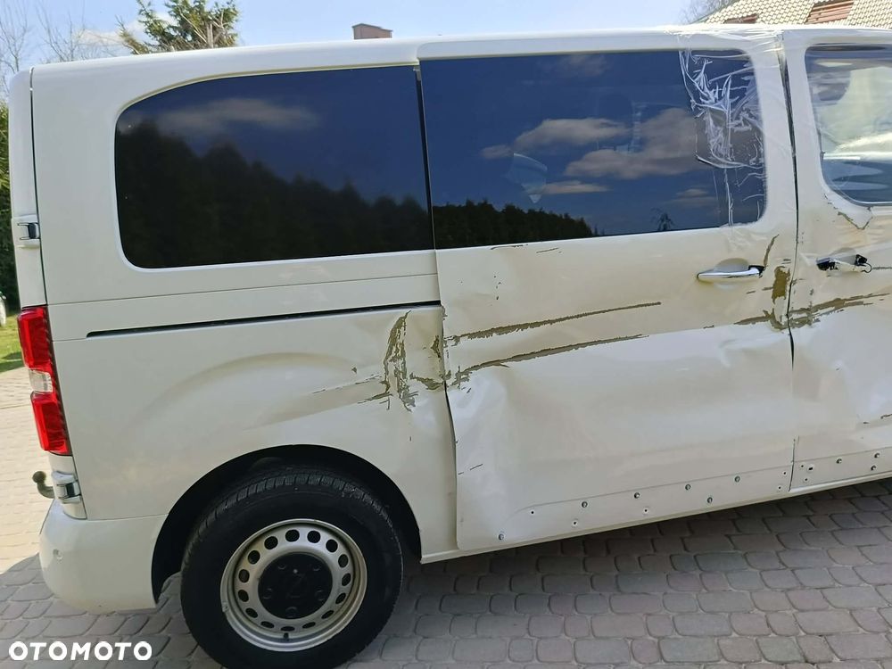 Opel Vivaro - 10