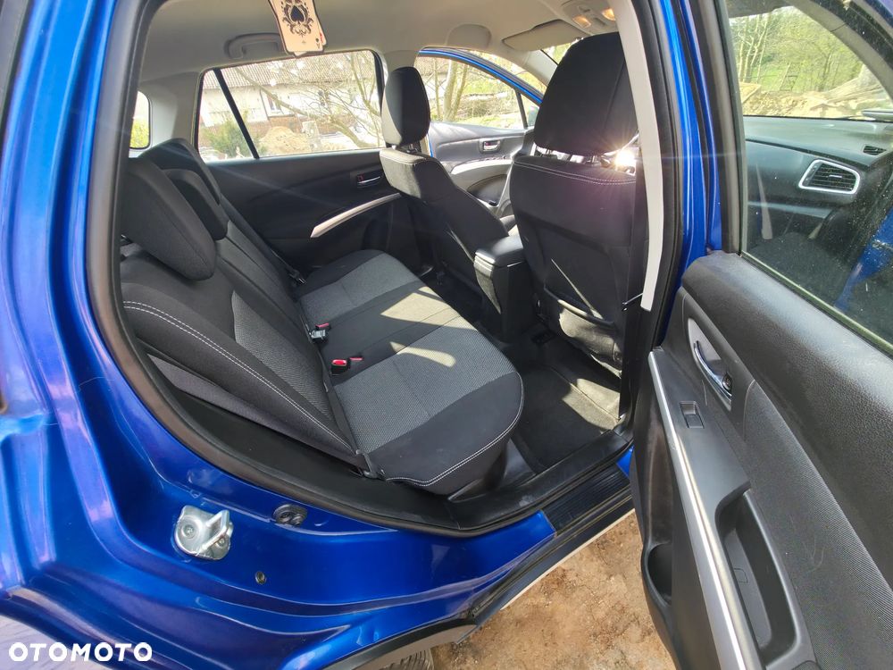 Suzuki SX4 S-Cross 1.6 DDiS Premium - 6