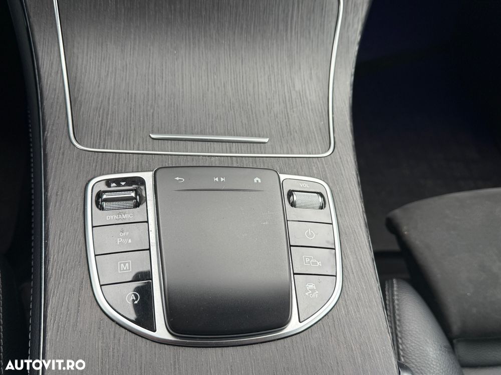 Mercedes-Benz GLC Coupe 200 4MATIC - 25