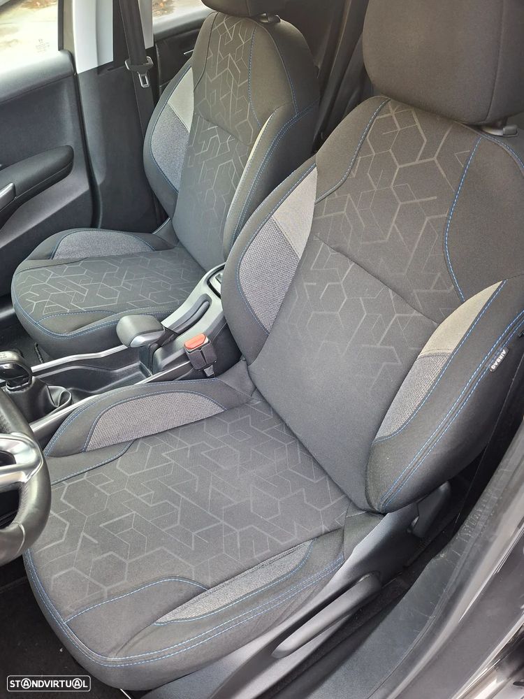 Peugeot 2008 1.2 PureTech Style - 8