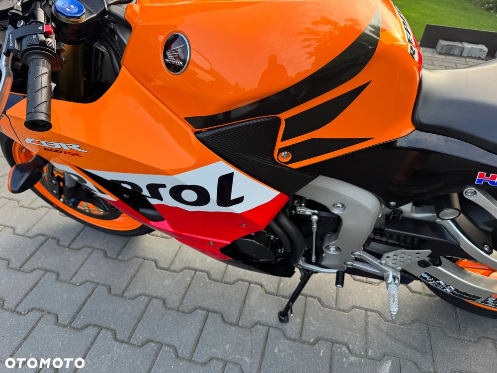 Honda CBR - 25