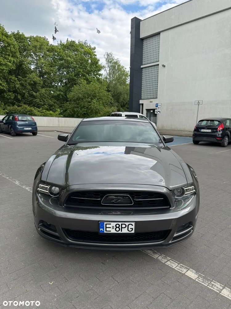 Ford Mustang 3.7 V6 Premium - 10